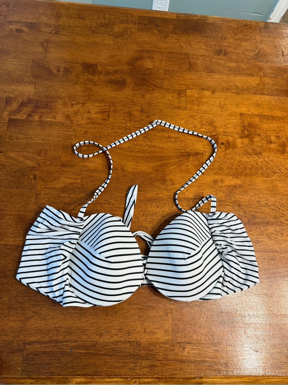 Victoria Secret The Wrap Halter Bikini Top Black White Stripe Size 36DD